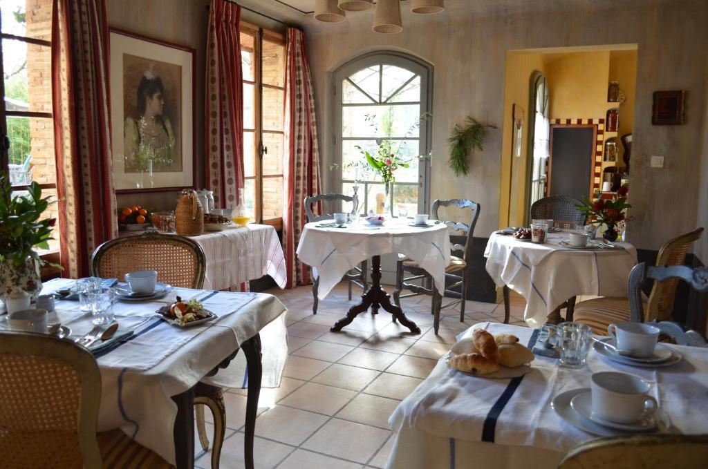 Les Rosees Mougins Exterior foto